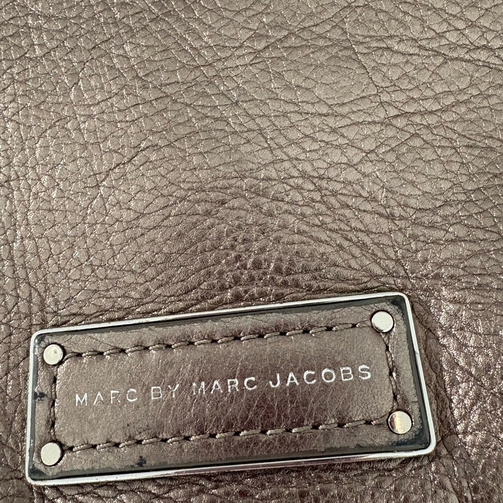 Marc Jacobs Metallic Leather Tote Bag - Picture 2 of 16